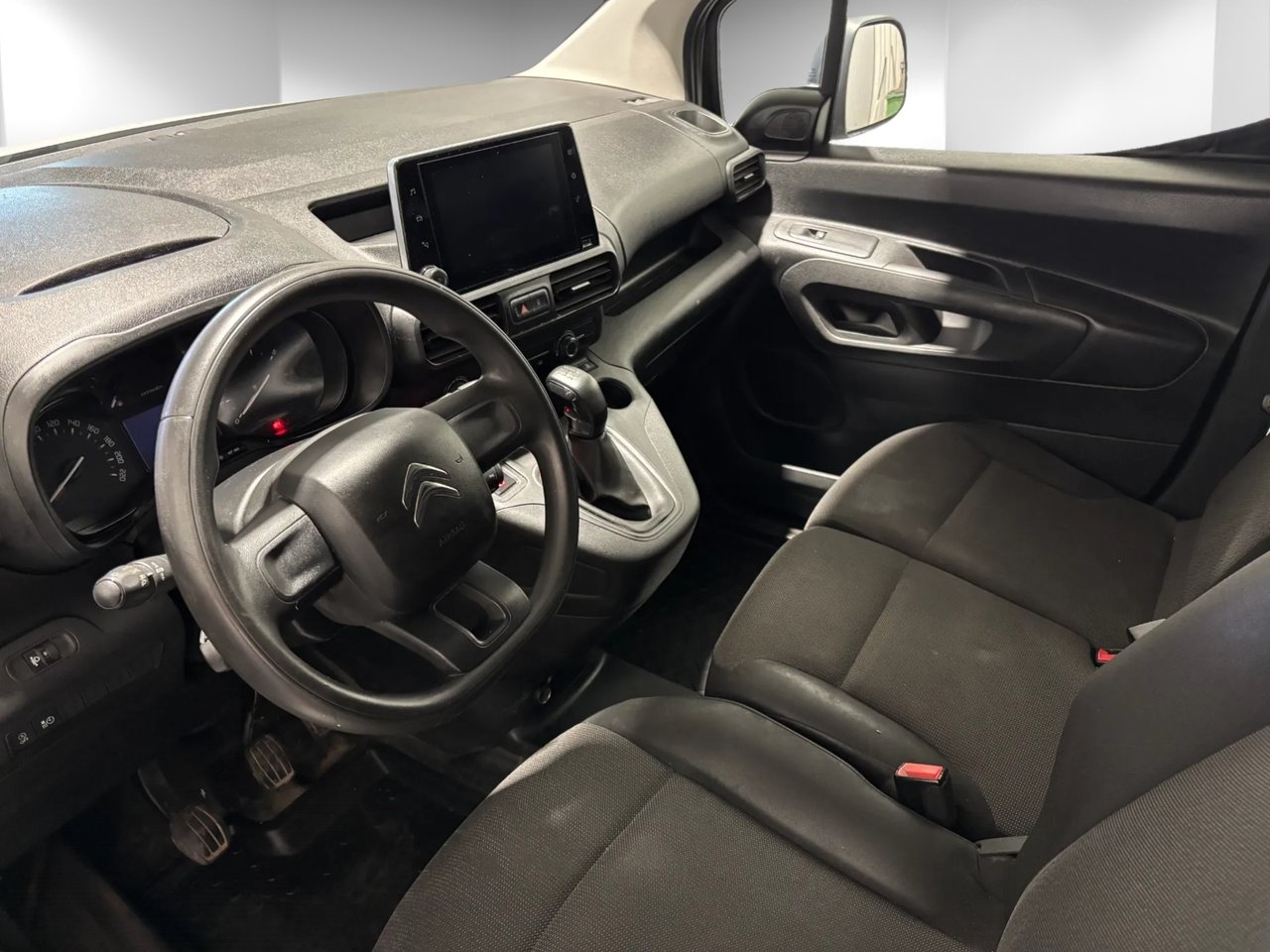 Citroen Berlingo Van 1.5 BlueHDi Manuell 2020, bild 5/8