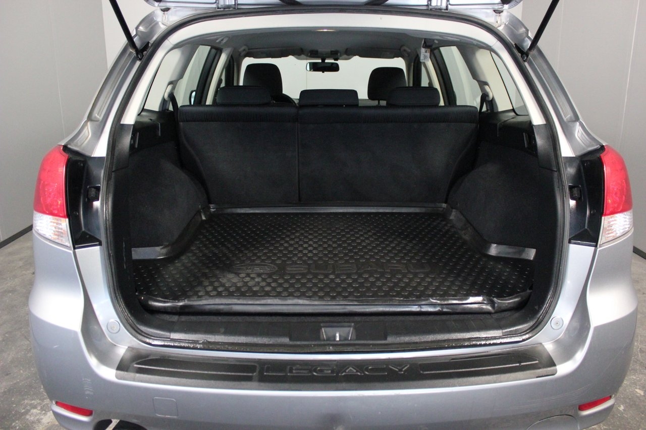 Subaru Legacy 2011, bild 7/19