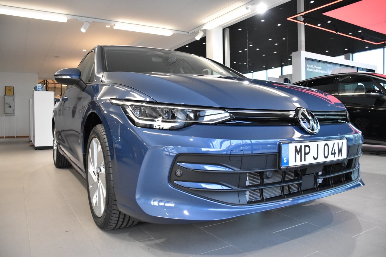 Volkswagen Golf 1.5 eTSI 150hk 2026, bild 5/10