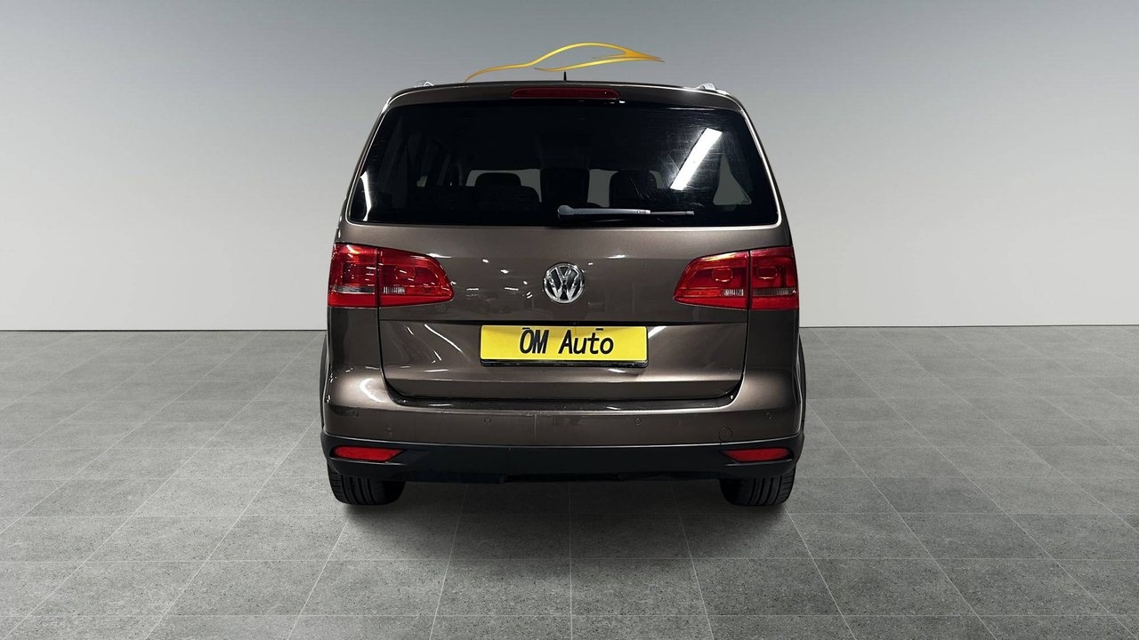Volkswagen Touran 2015, bild 6/10