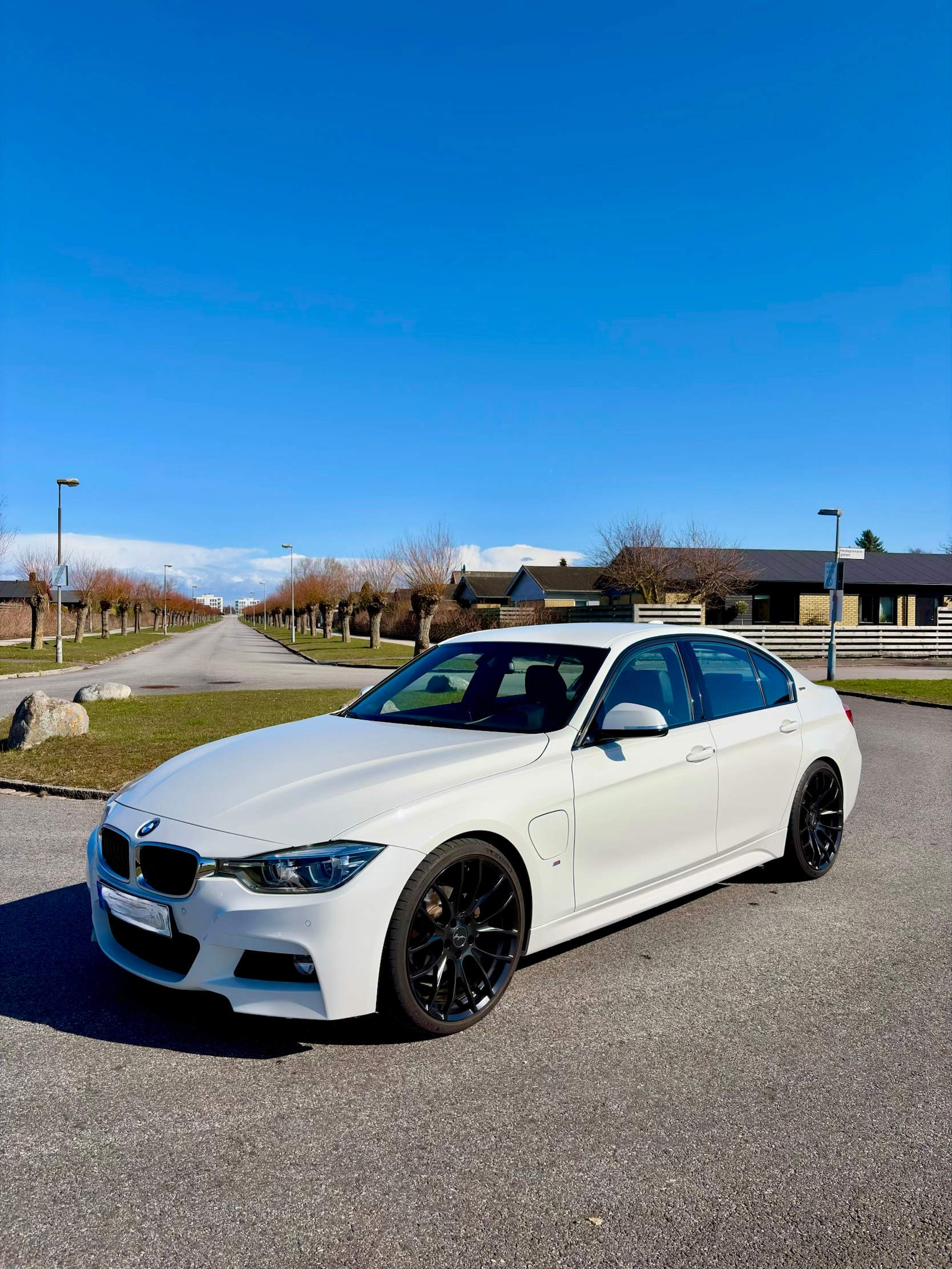 BMW 330 e 2018, bild 6/10