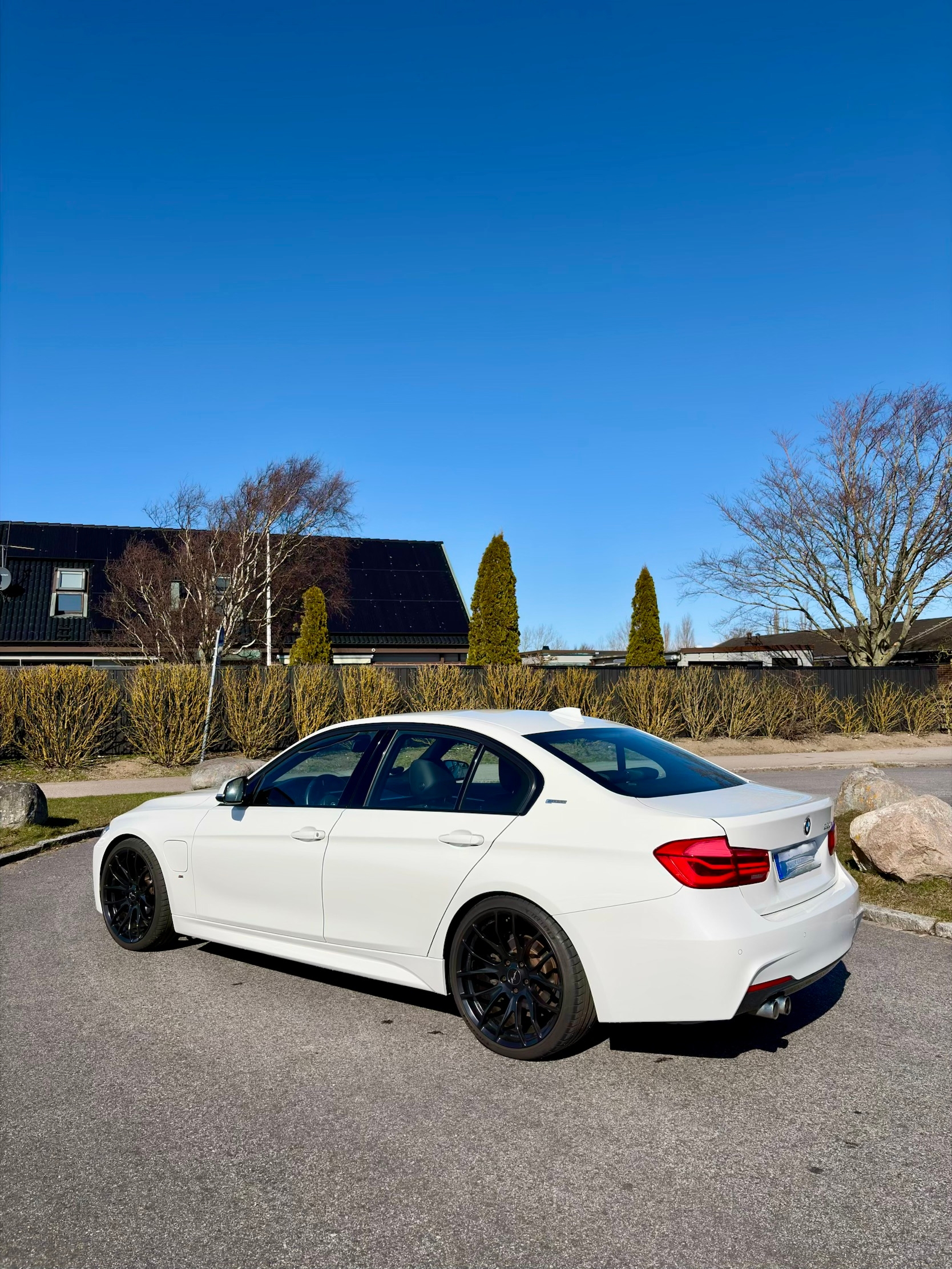 BMW 330 e 2018, bild 4/10