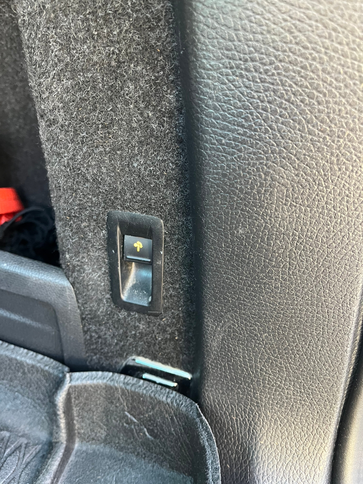 Volkswagen Passat 2011, bild 7/10