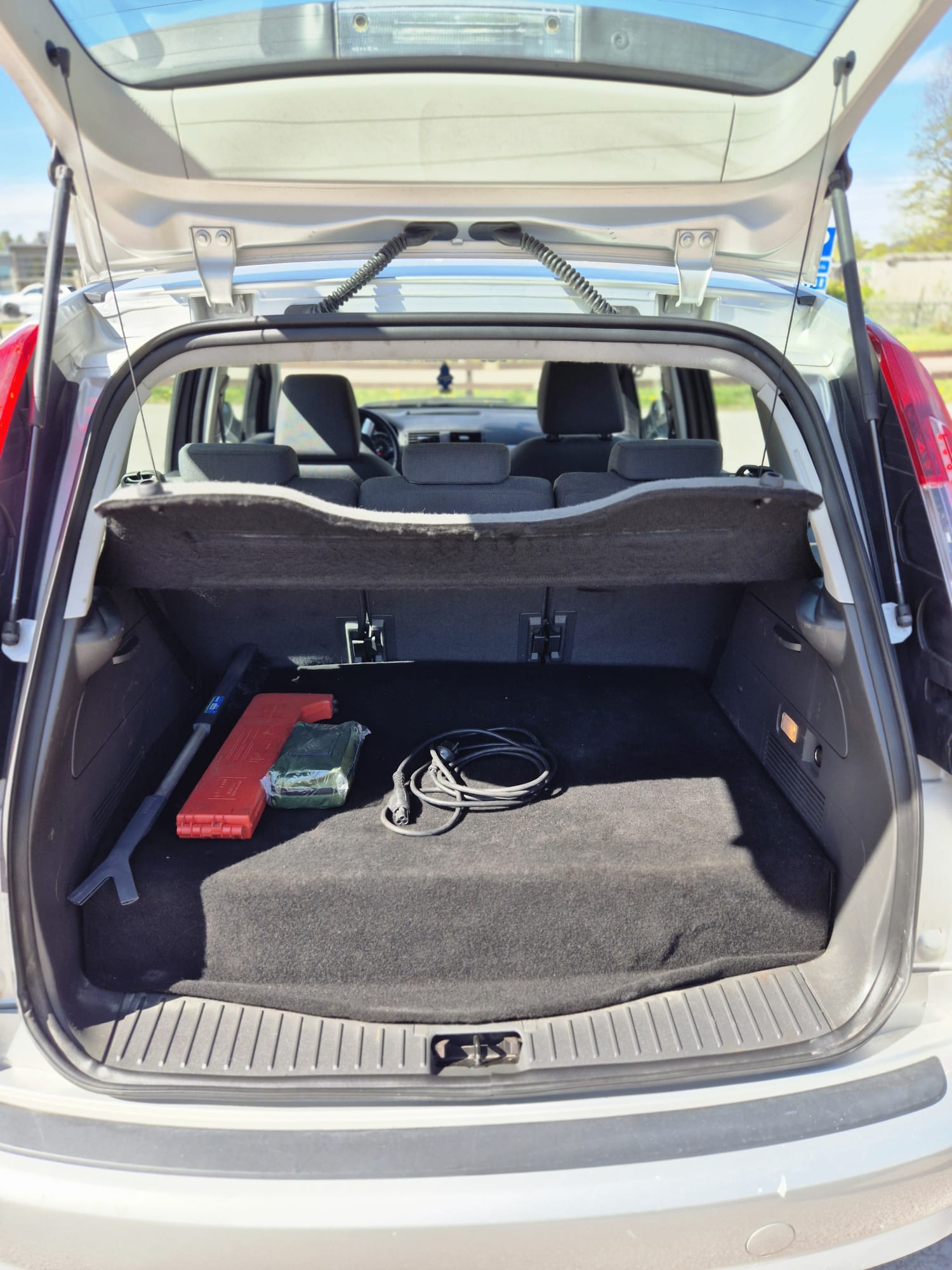 Ford C-Max Besiktad & Skattad + SoV däck 2010, photo 4/7