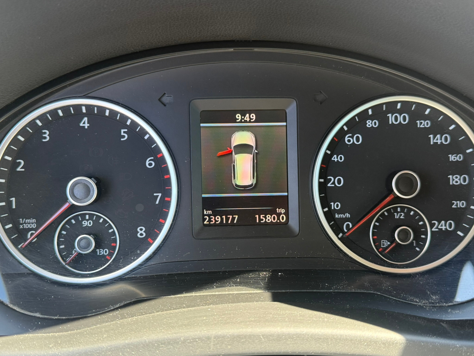 Volkswagen Tiguan 2012, bild 7/10