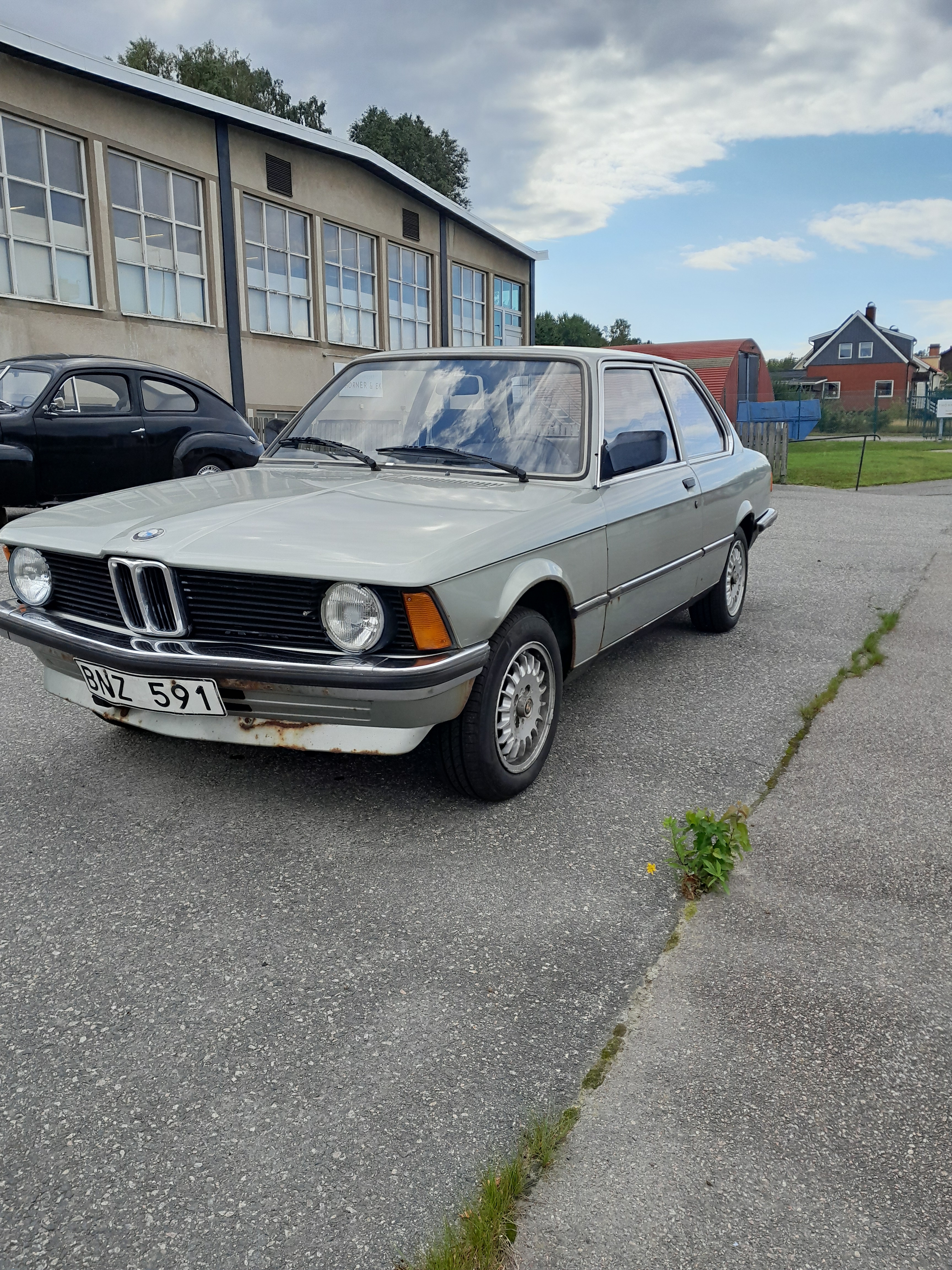 BMW 318 i Sedan Manuell 1983, bild 5/5