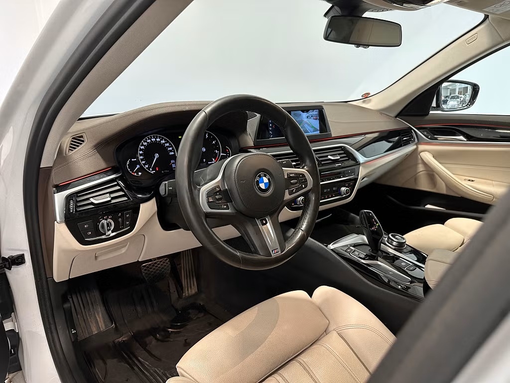 BMW 530 d Sedan Steptronic 2017, bild 4/9