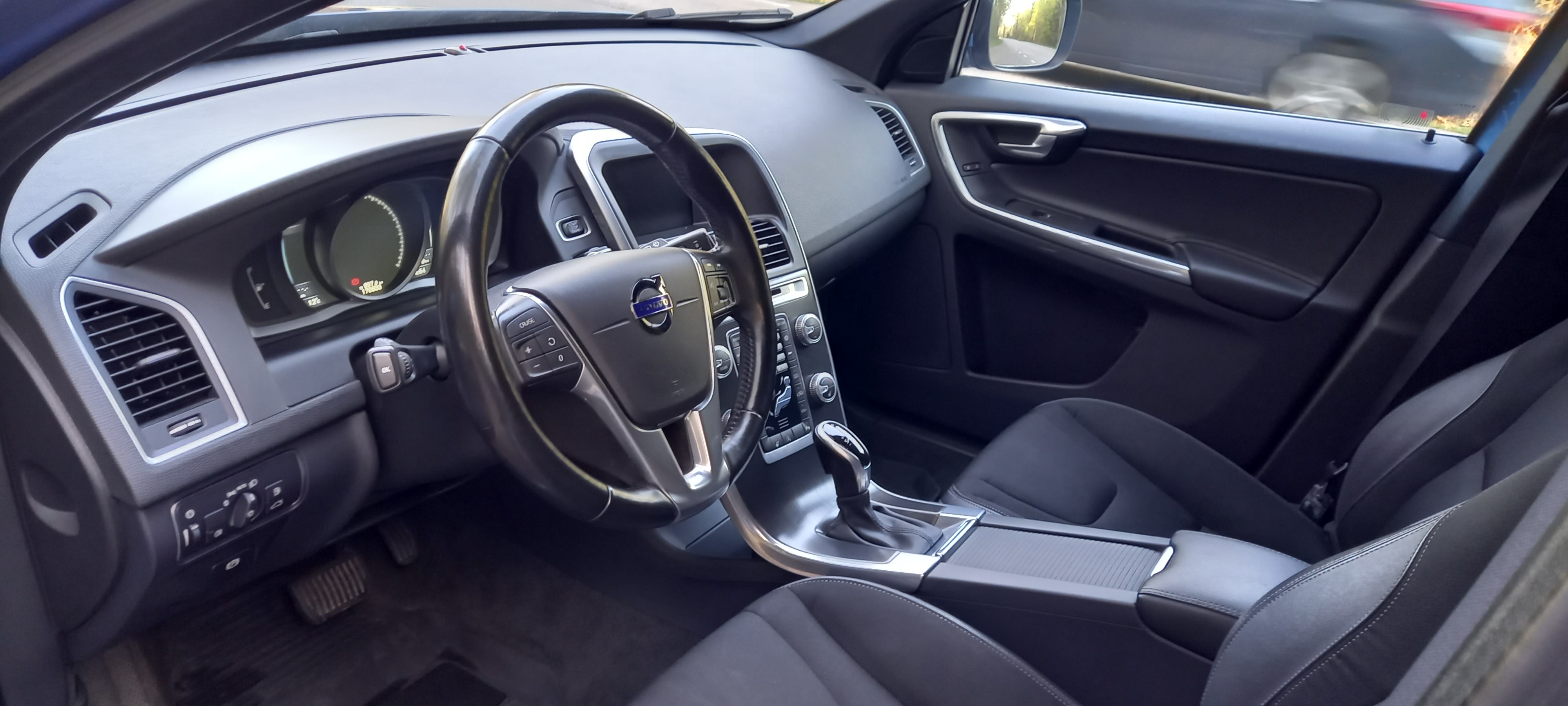 Volvo XC60 D4 Geartronic 2016, bild 7/12