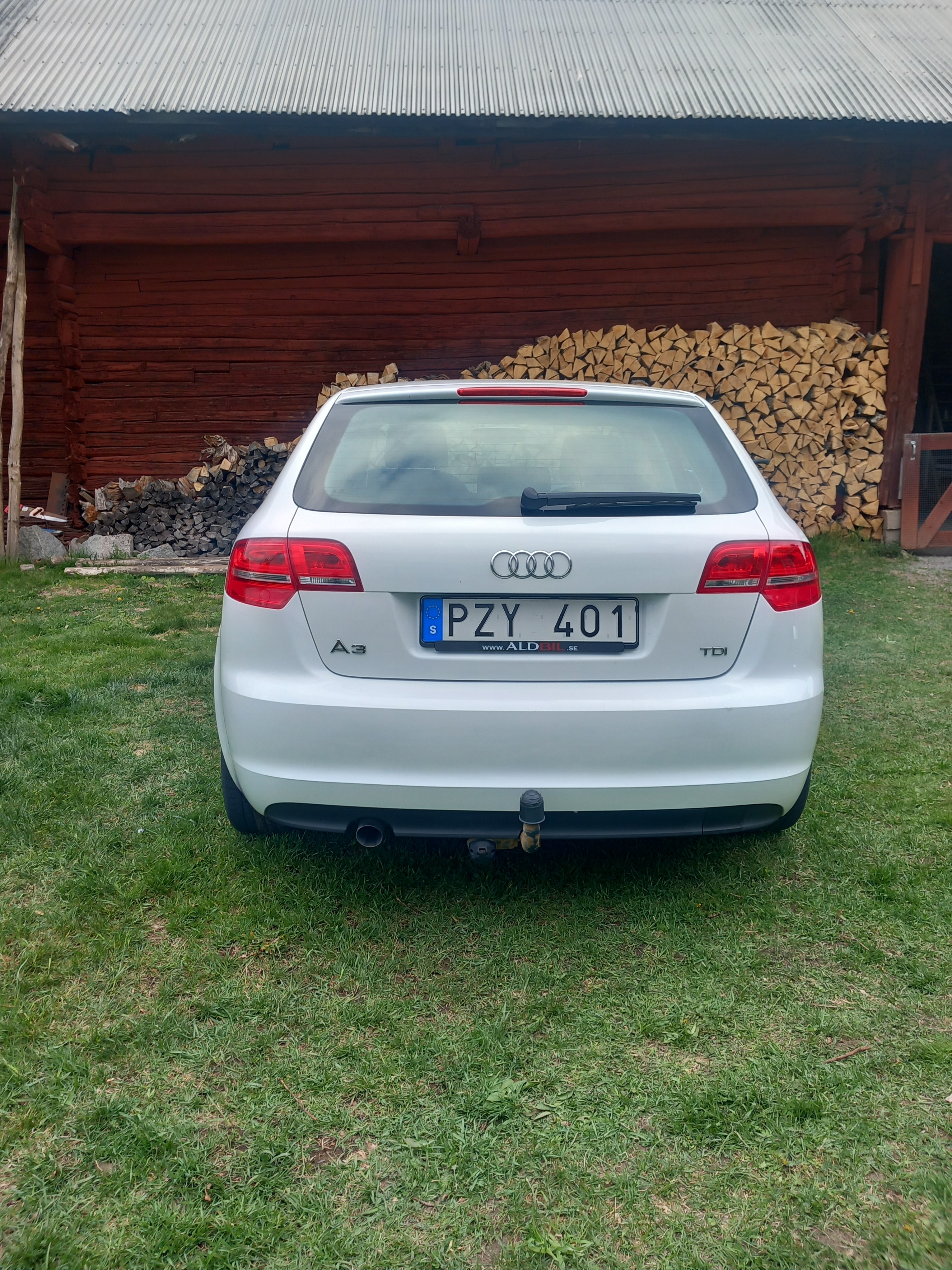 Audi A3 Sportback 1.6 TDI Manuell 2011, photo 4/9