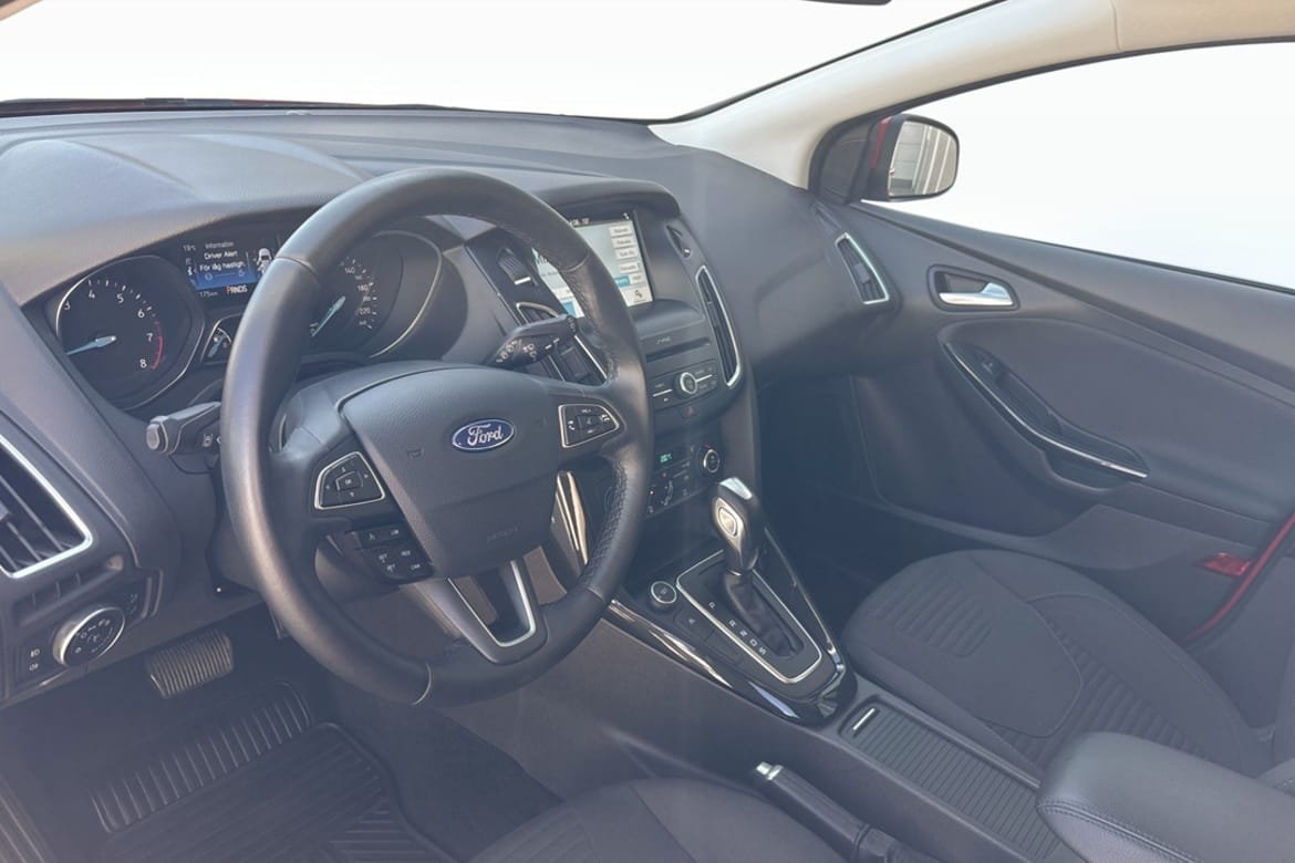 Ford Focus Titanium 5D EcoBoost 125hk 2017, kuva 5/9