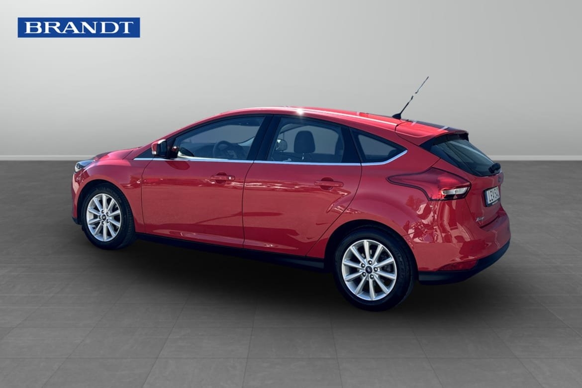 Ford Focus Titanium 5D EcoBoost 125hk 2017, kuva 2/9