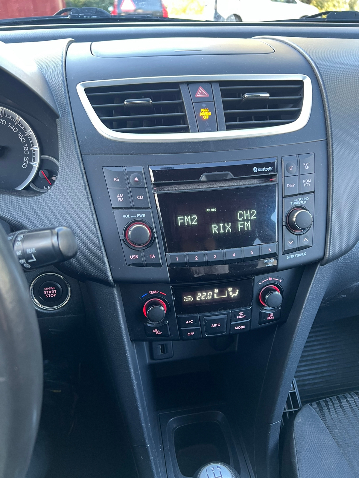 Suzuki Swift 1.2 2011, bild 3/3
