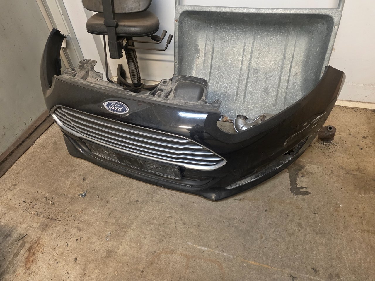 Ford Fiesta 2015, bild 2/6