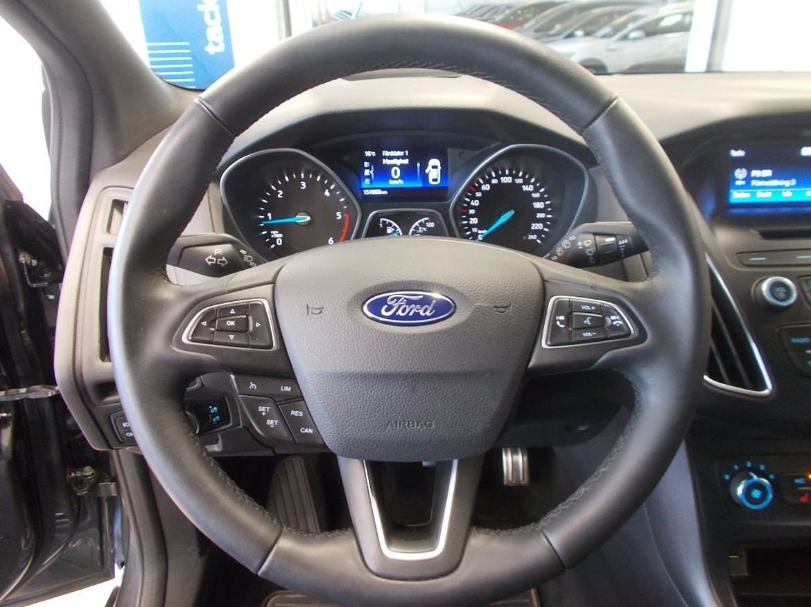 Ford Focus 2018, bild 7/10
