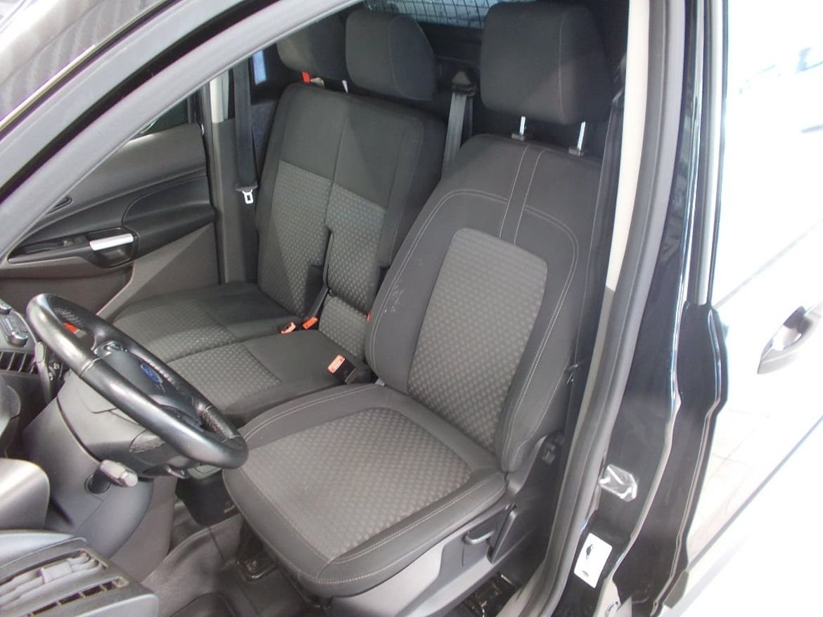 Ford Transit Connect 2019, bild 6/24