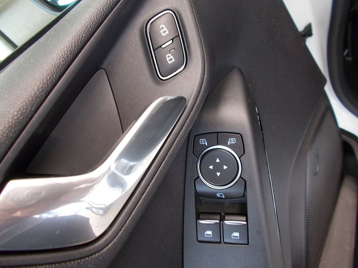 Ford Fiesta 2020, photo 6/20