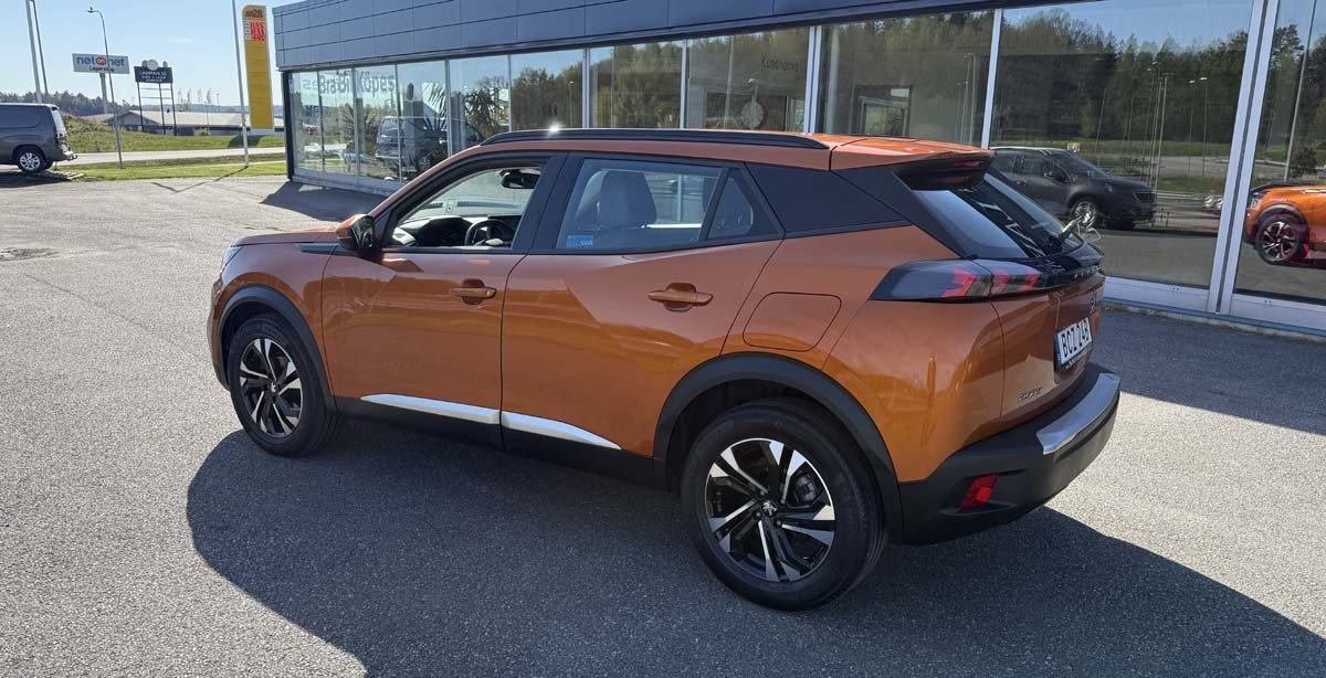 Peugeot 2008 Allure 1.2 PureTech 2020, bild 5/6