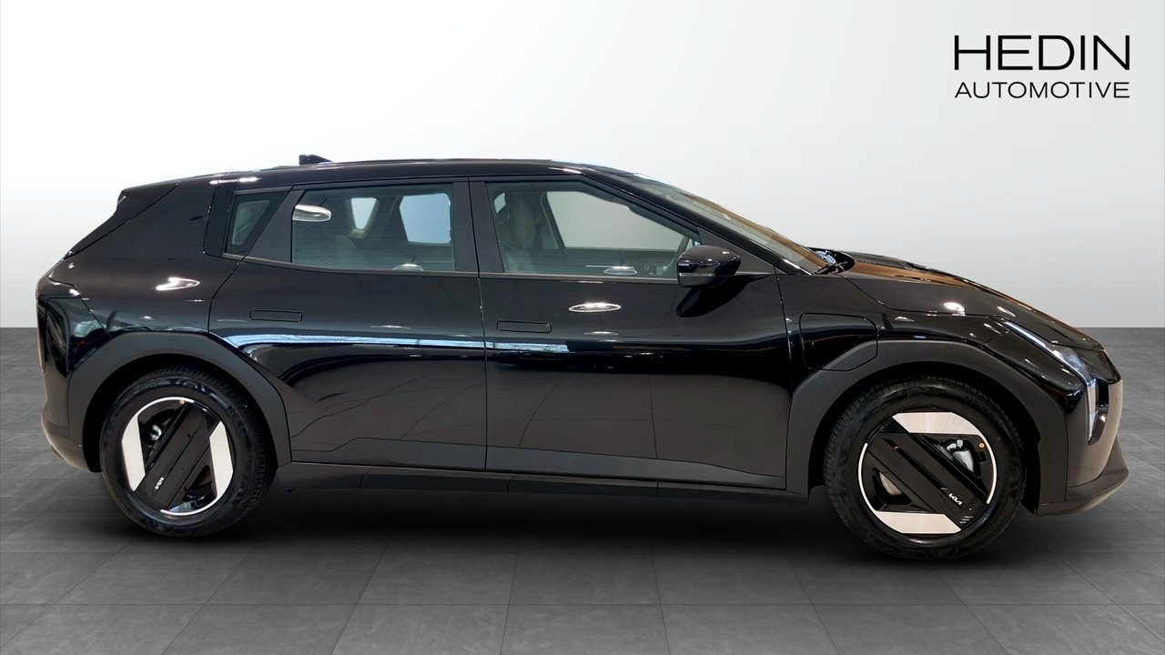 Kia EV4 FWD STANDARD RANGE 2026, kuva 4/10