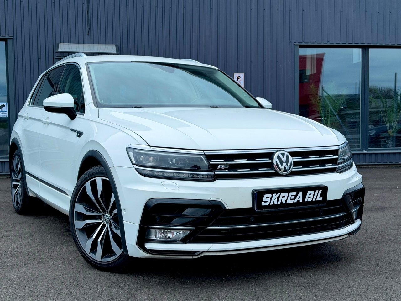 Volkswagen Tiguan 2.0 TDI R Line GT 2017, bild 2/23