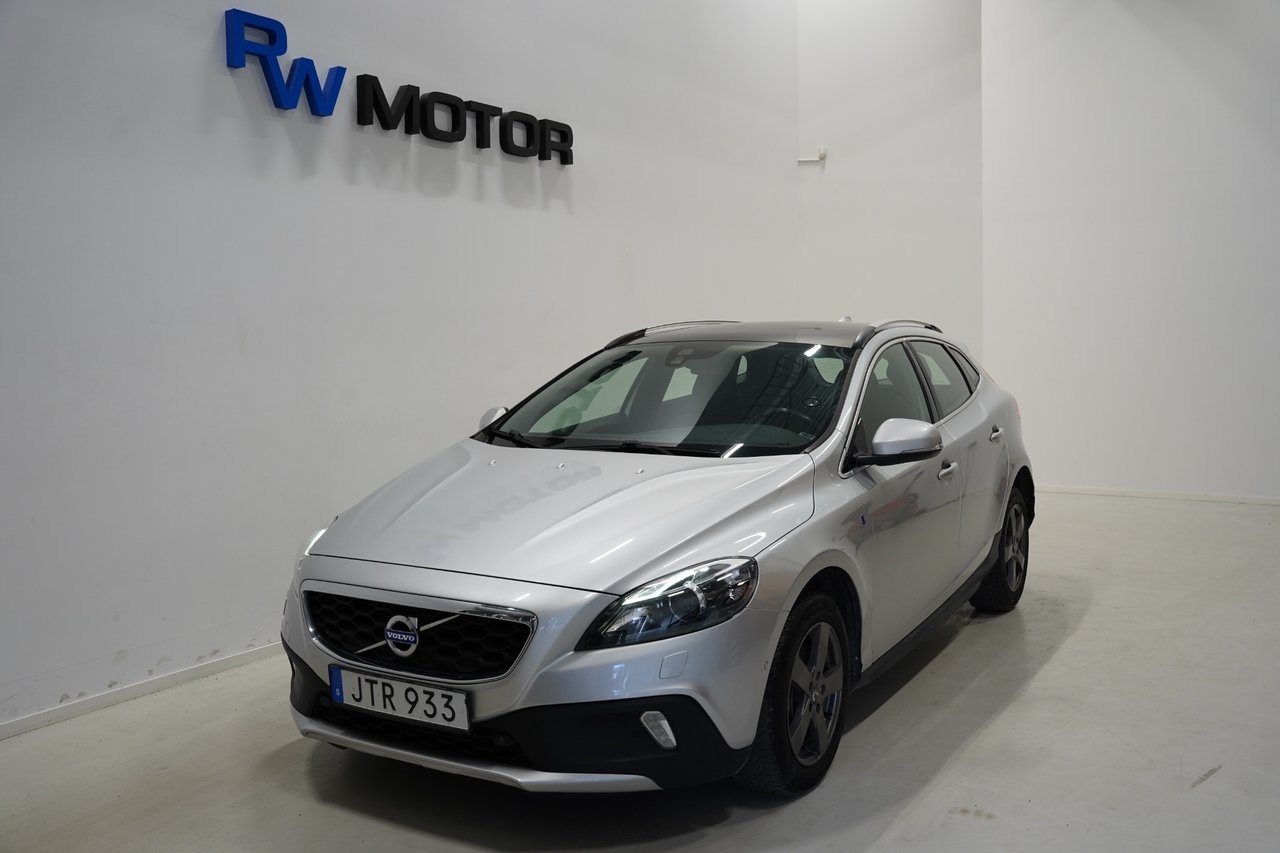 Volvo V40 Cross Country 2016, kuva 2/23