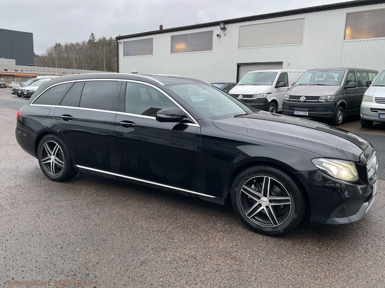 Mercedes-Benz E 220 Avantgarde 2018, bild 3/38