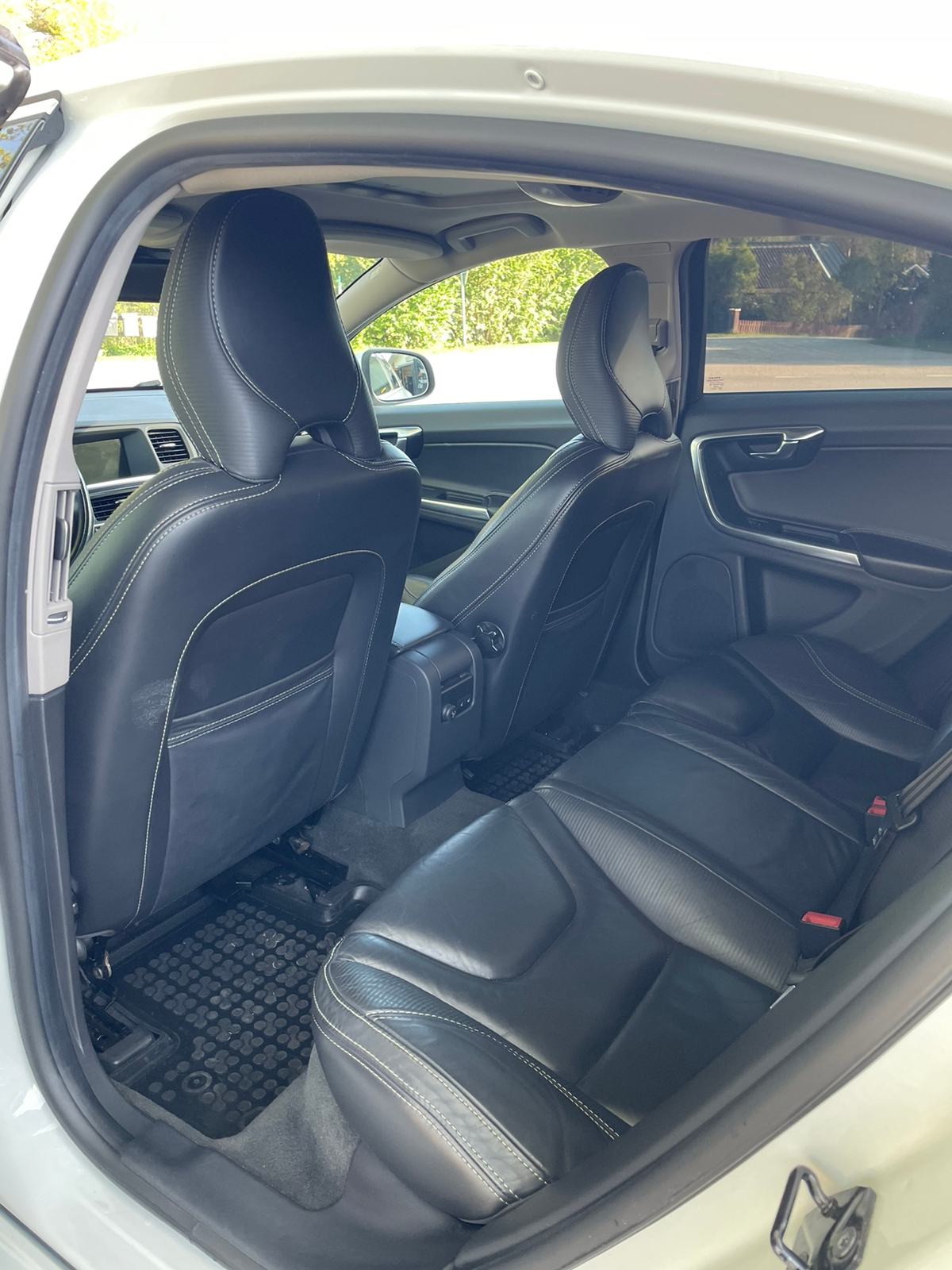 Volvo S60 T3 Manuell 2012, bild 4/4