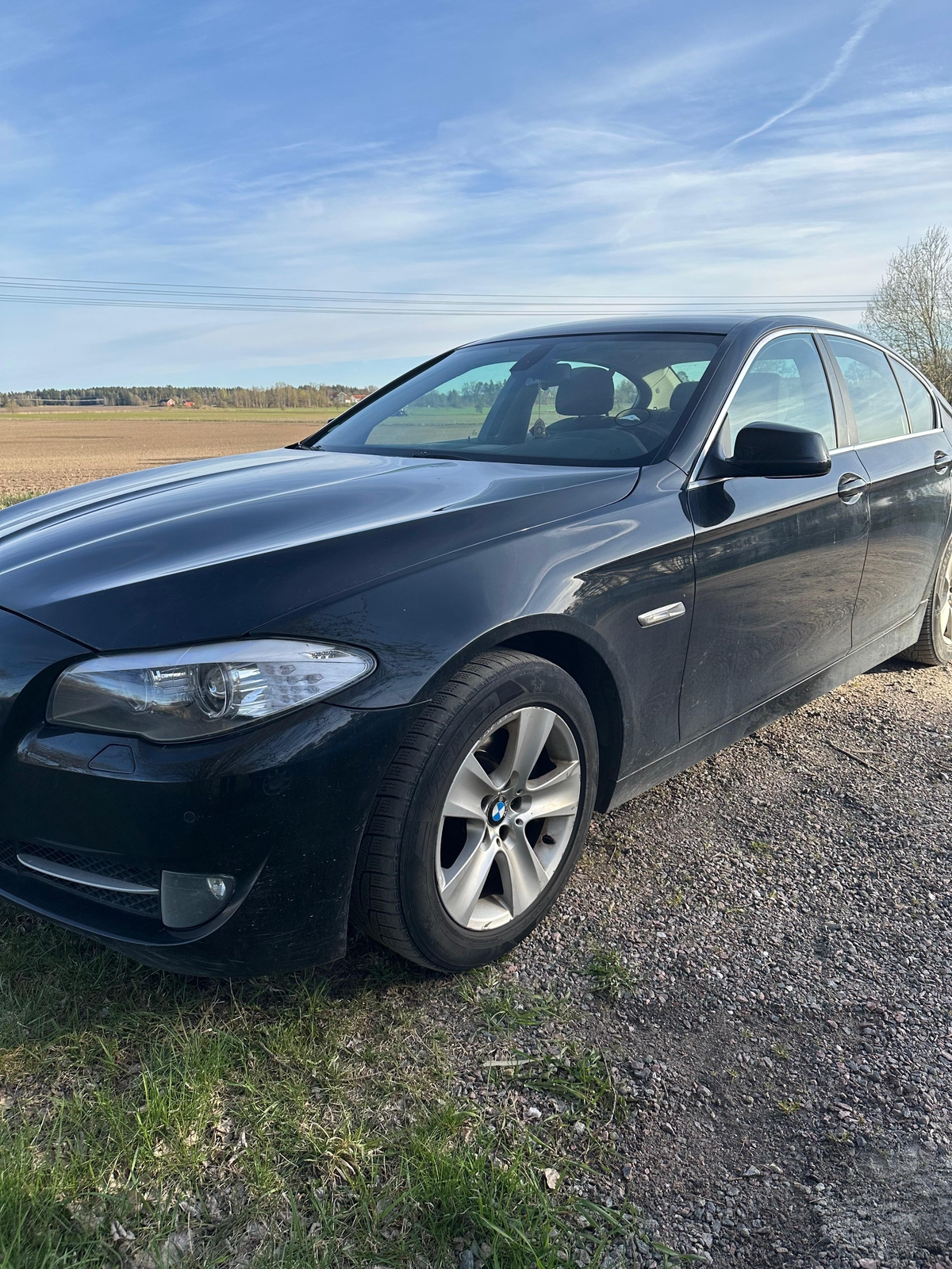 BMW 520d 2011, bild 2/5