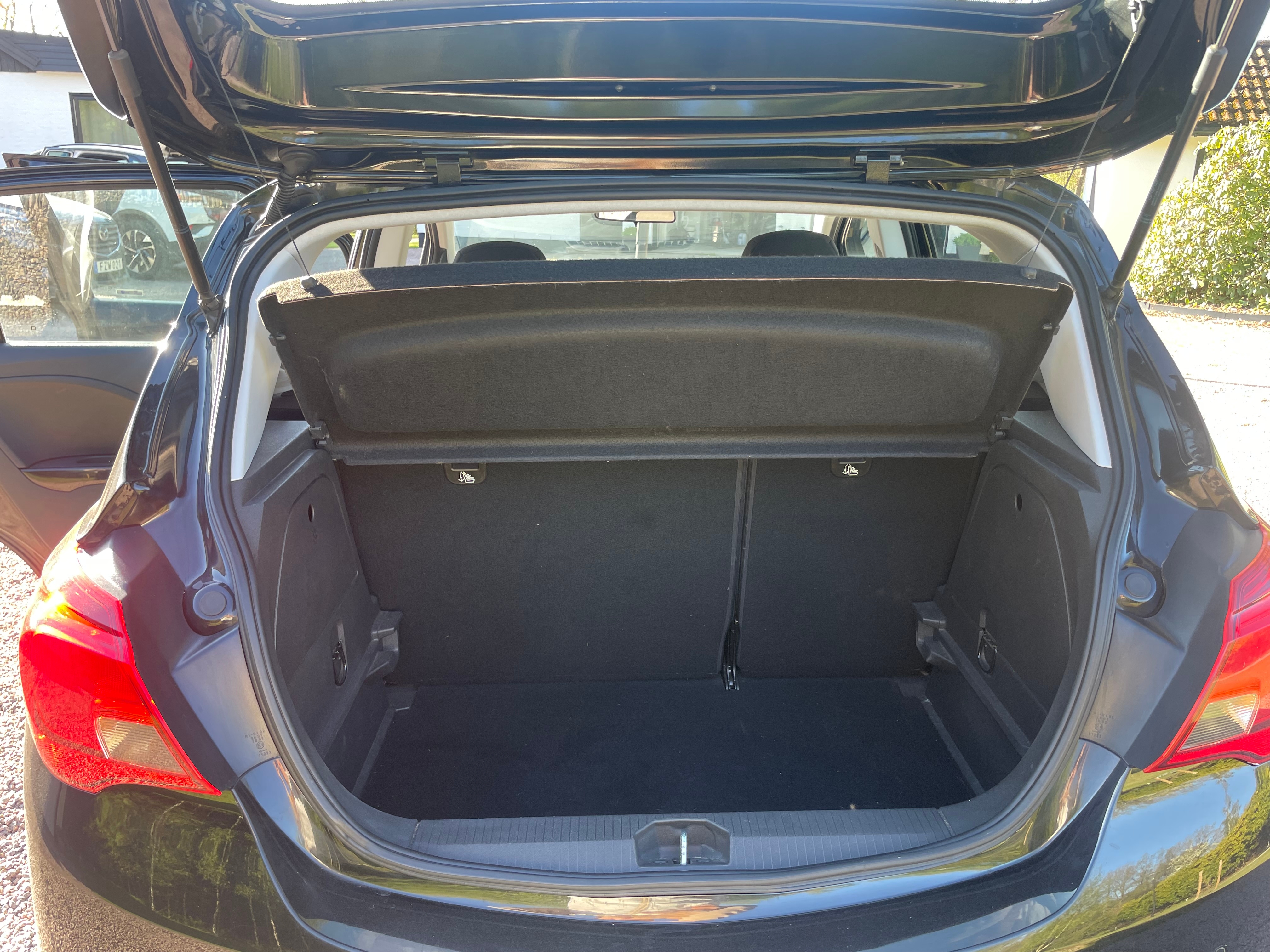 Opel Corsa 5-dörrar 1.4 Manuell 2017, bild 7/8