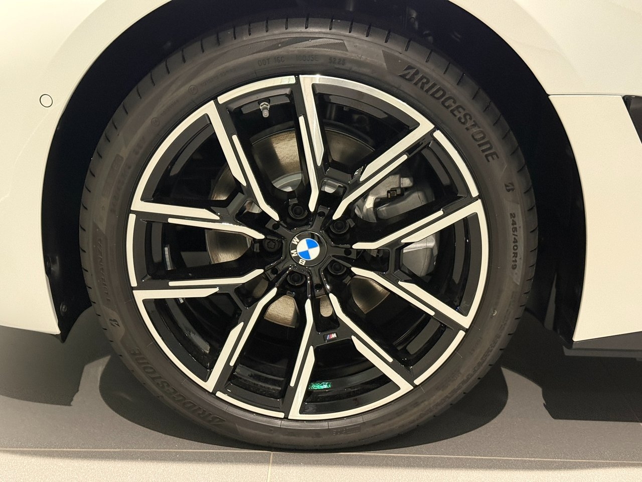 BMW i4 2026, bild 5/18