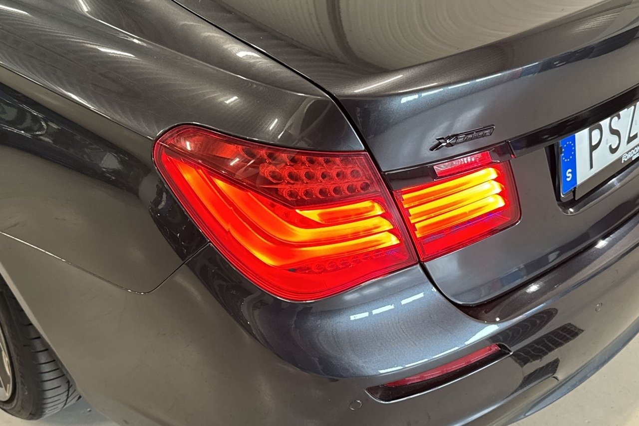 BMW 750 d xDrive M Sport 2014, bild 6/27