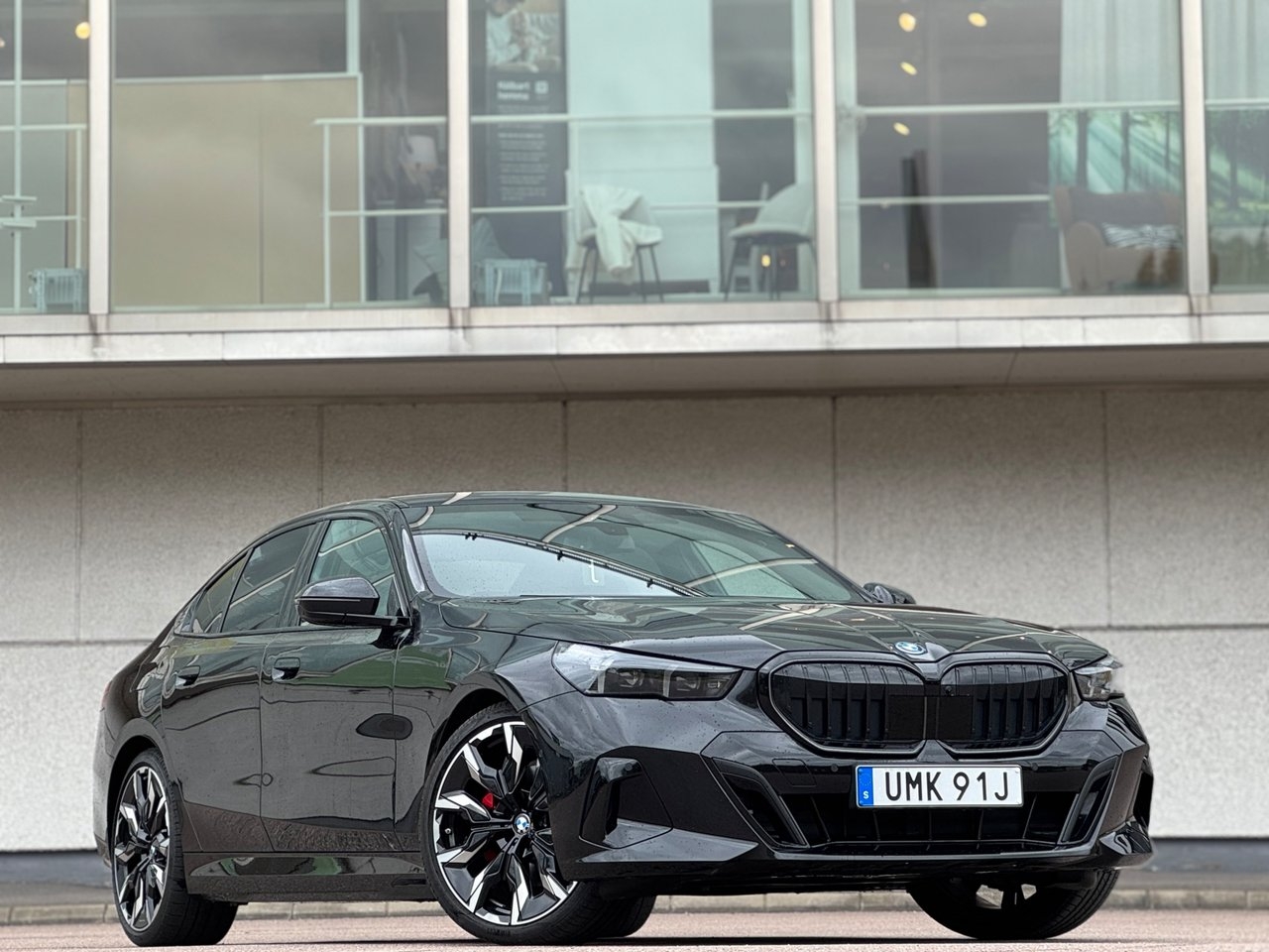 BMW 530
