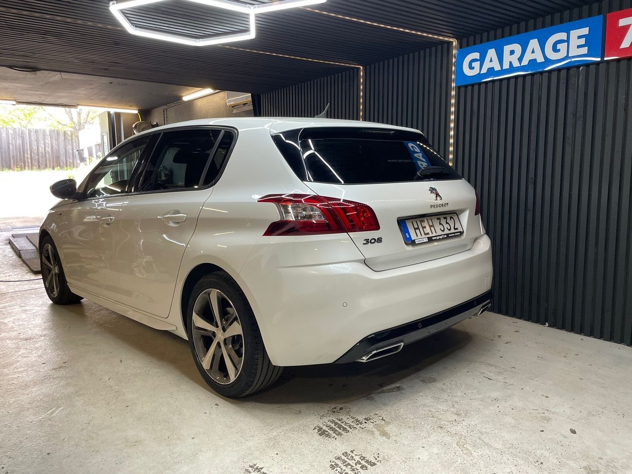 Peugeot 308 2016, bild 2/10