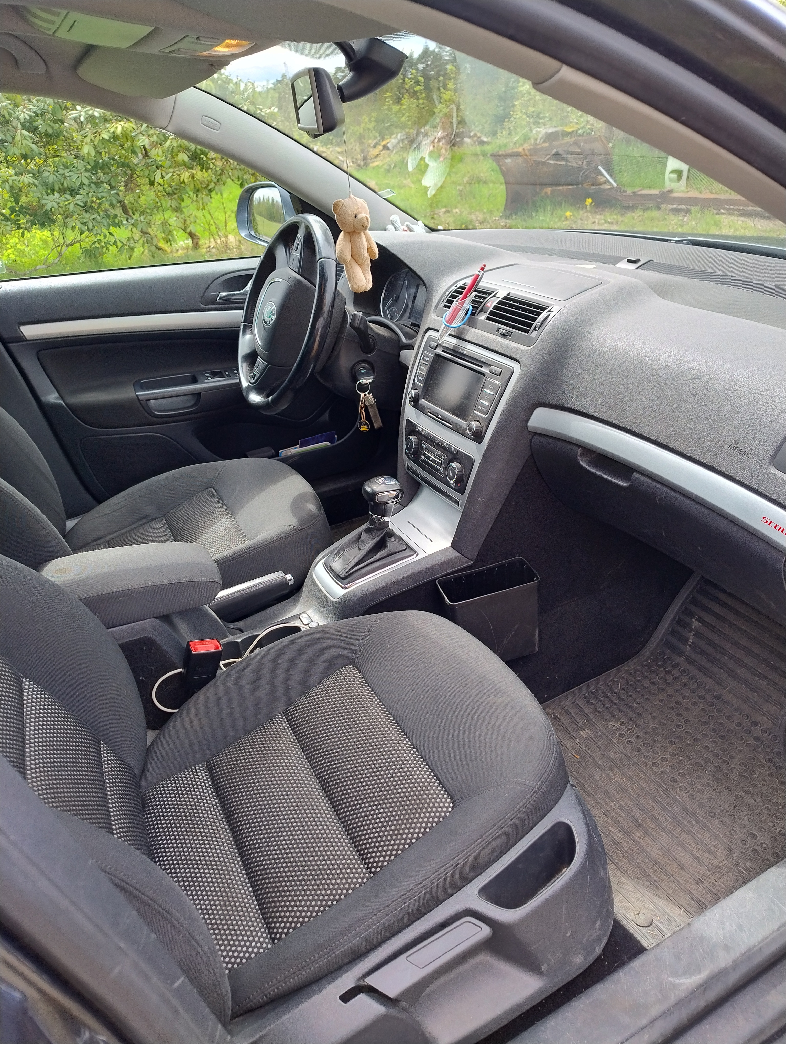 Skoda Octavia 2012, bild 5/5