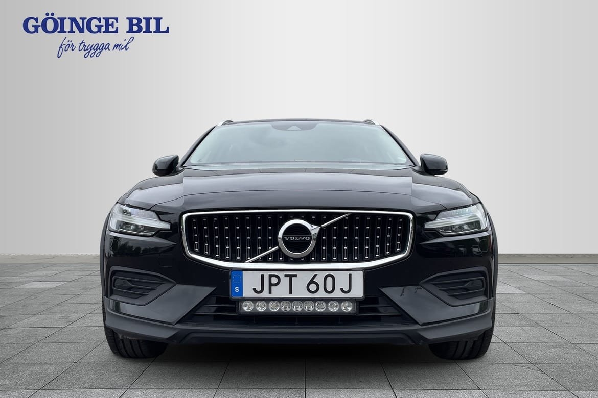Volvo V60 Cross Country B4 AWD D Adv 2022, bild 3/17