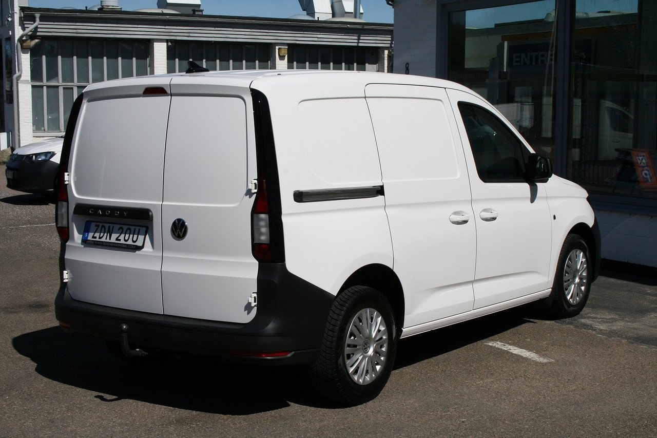 Volkswagen Caddy 2.0 TDI, Dragkrok 2022, bild 4/21