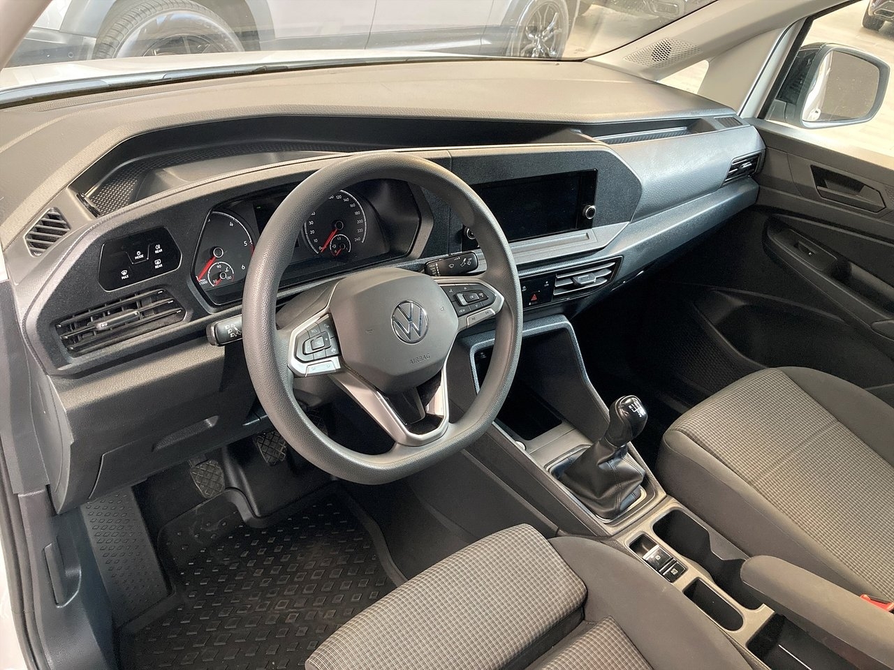 Volkswagen Caddy 2.0 TDI, Dragkrok 2022, bild 6/21