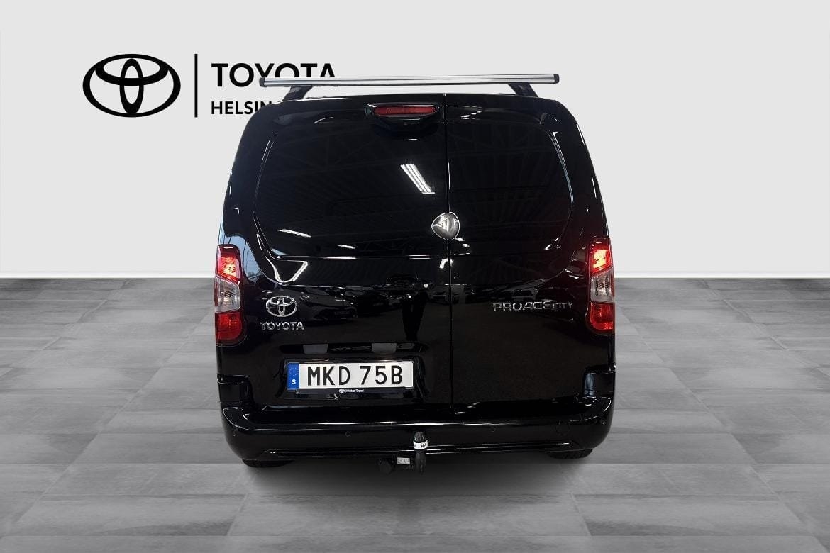 Toyota Proace City 2023, photo 5/10