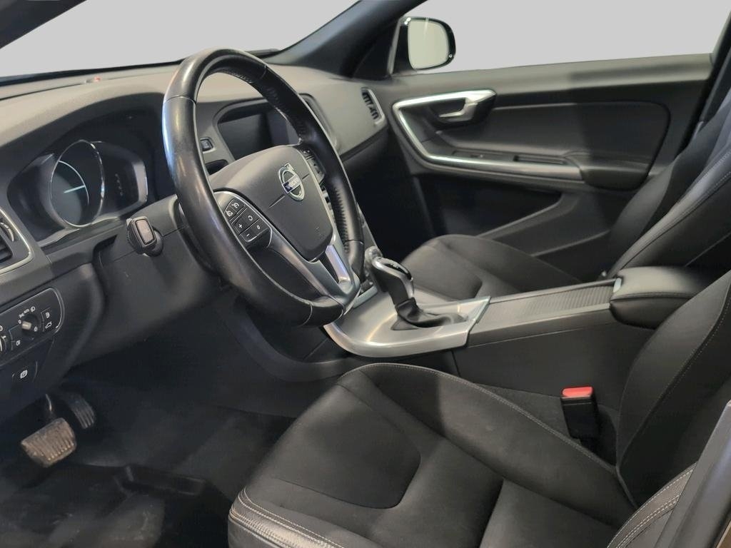 Volvo V60 Cross Country 2018, bild 7/10