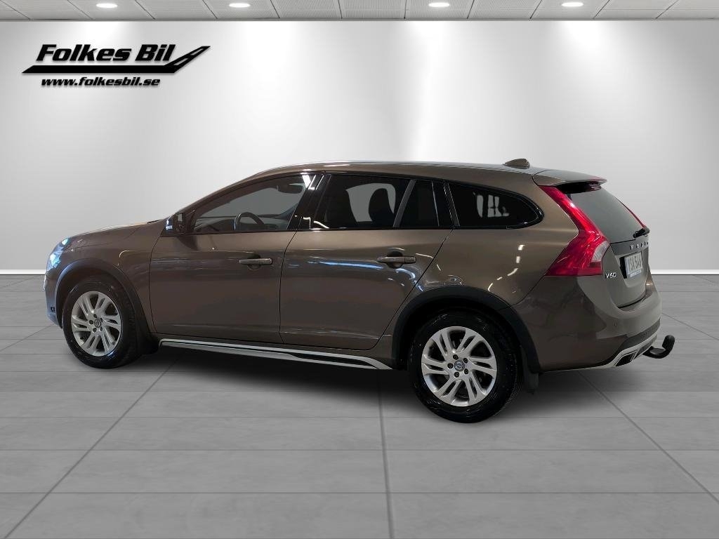 Volvo V60 Cross Country 2018, bild 5/10