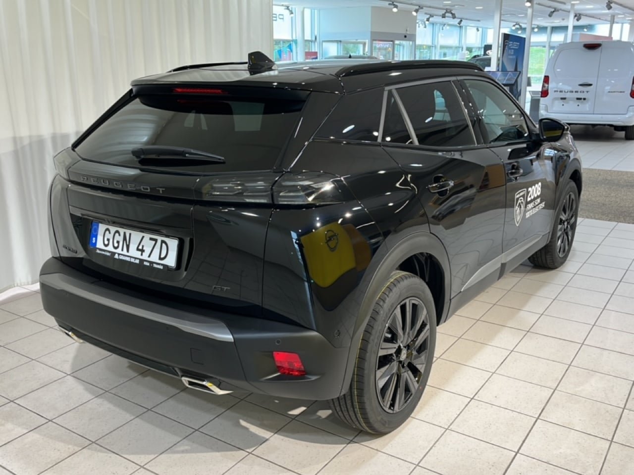 Peugeot 2008 Edition GT AUT 2025, bild 4/23