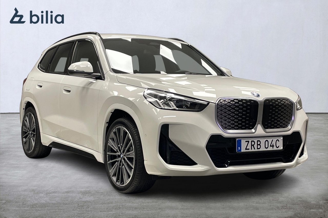 BMW iX1