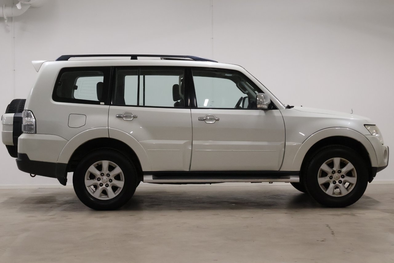 Mitsubishi Pajero 2009, photo 4/10