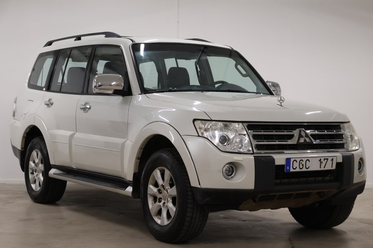 Mitsubishi Pajero 2009, photo 3/10