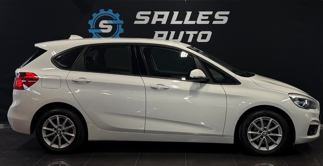 BMW 216 2015, photo 6/10