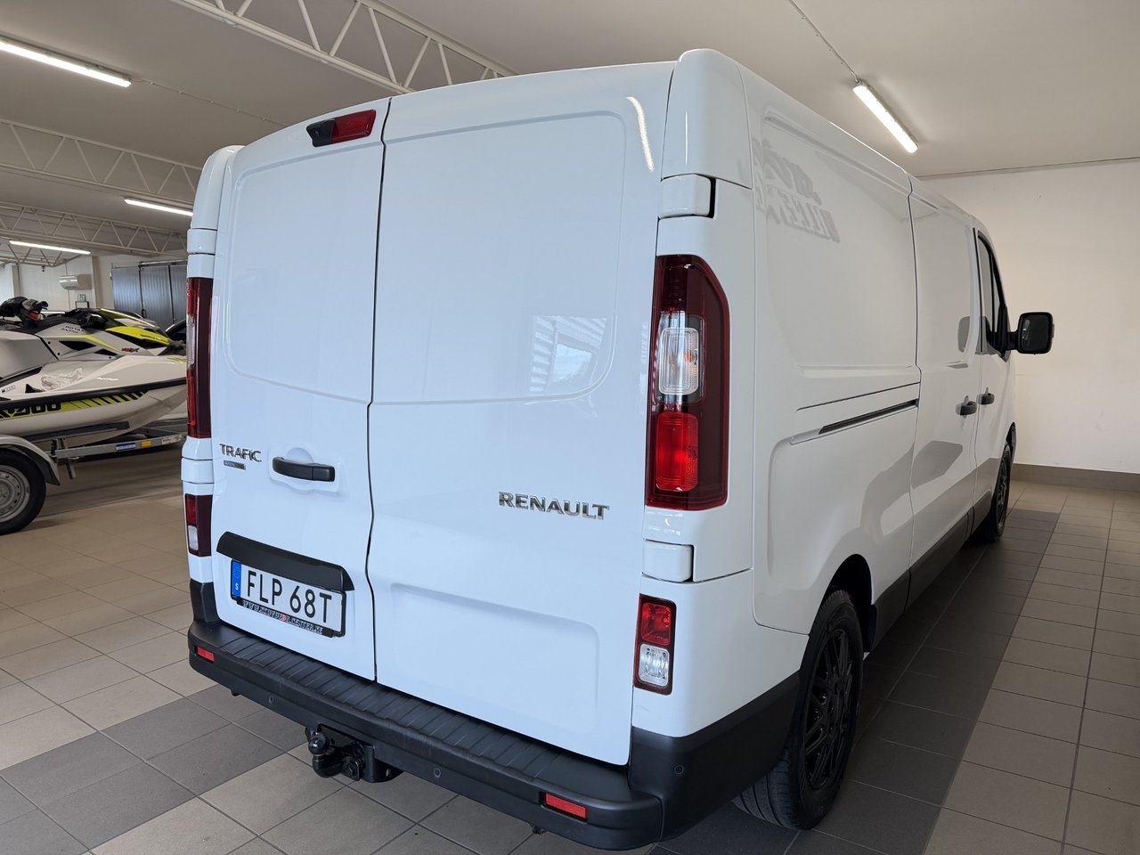 Renault Trafic 2022, photo 5/11