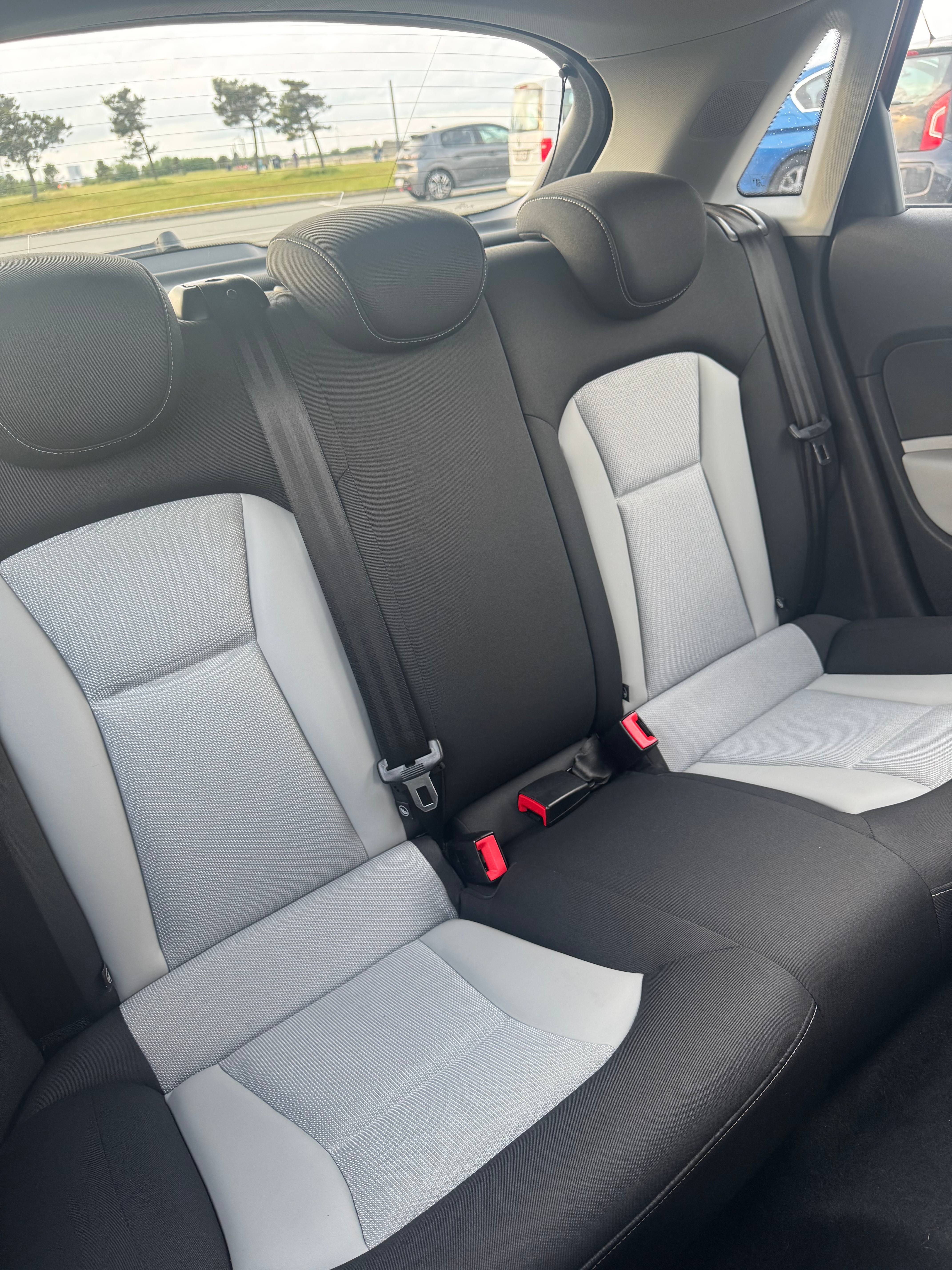 Audi A1 Sportback 1.4 TFSI S Tronic 2013, bild 5/9