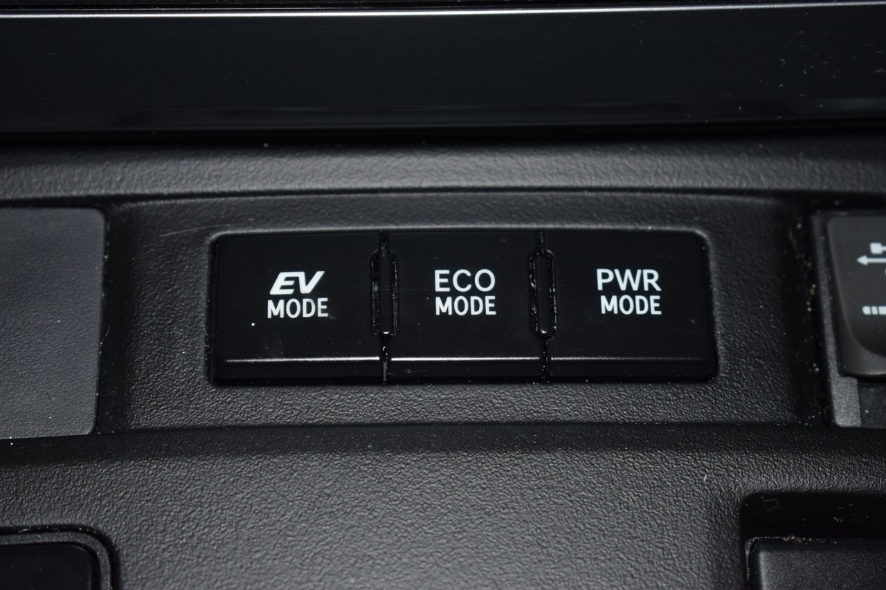 Toyota Auris Hybrid e-CVT Active Euro 5 2014, bild 7/9