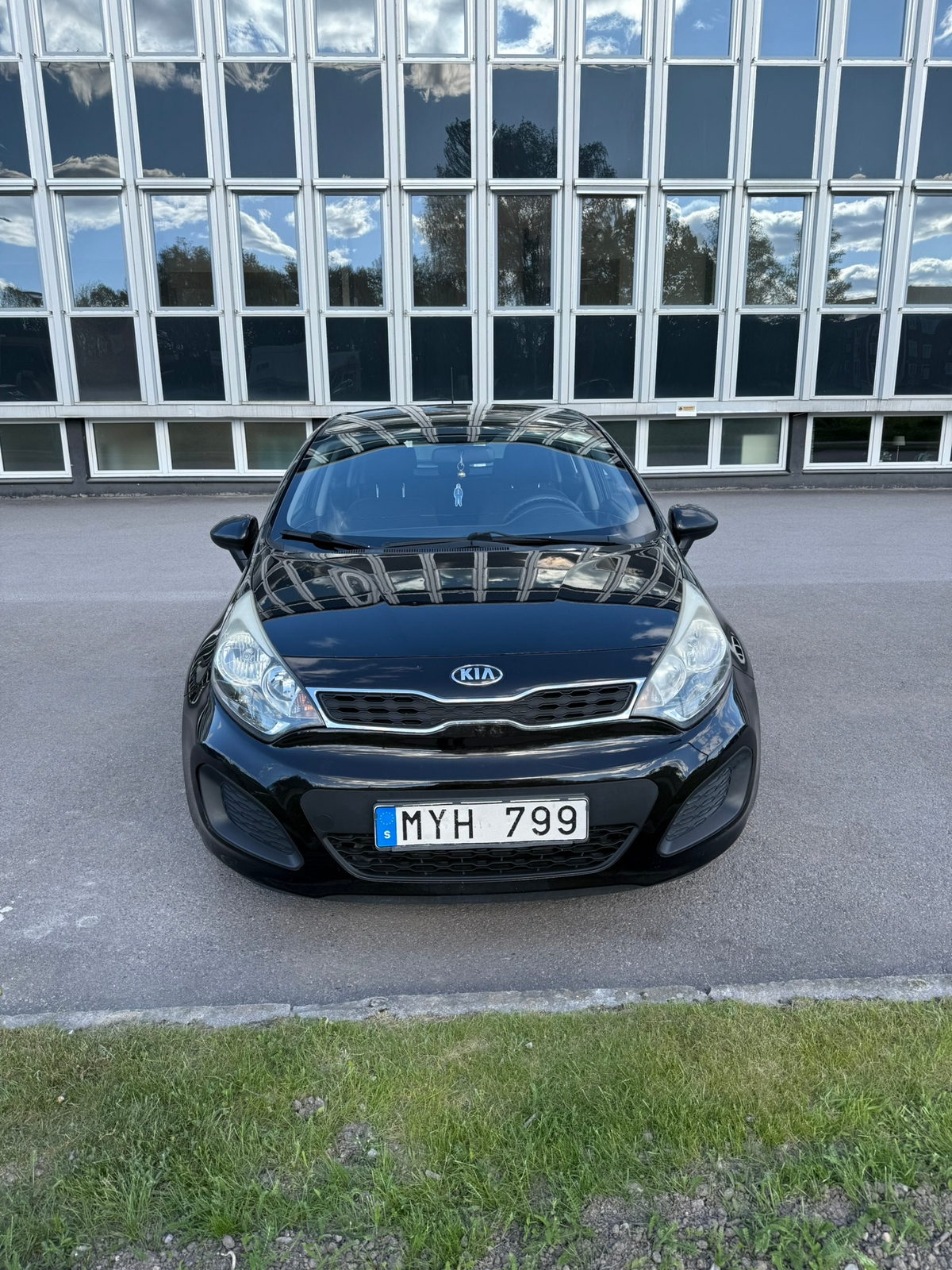 Kia Rio 5-dörrar 1.2 CVVT Manuell 2013, photo 2/6