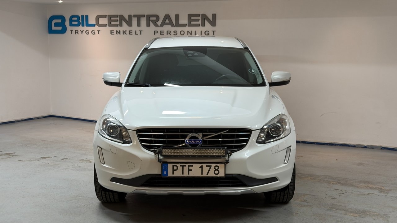 Volvo XC60 D3 Ocean Race 2015, photo 2/17