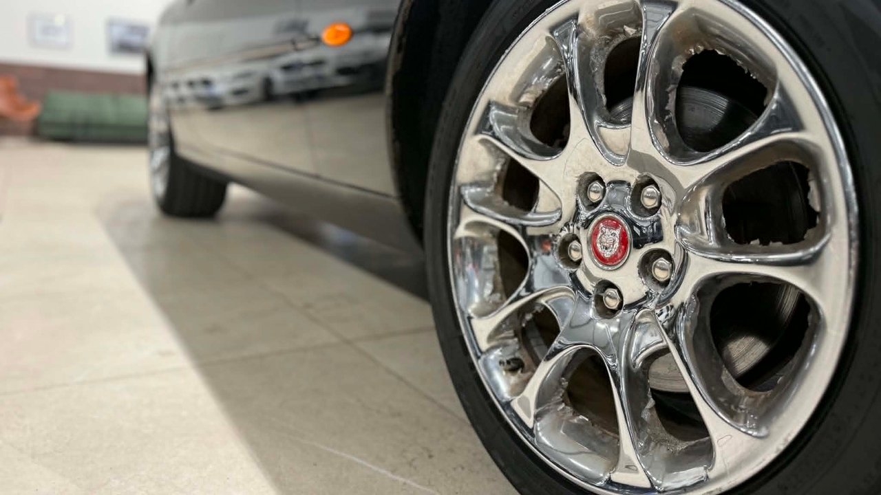 Jaguar XKR 2001, bild 4/10